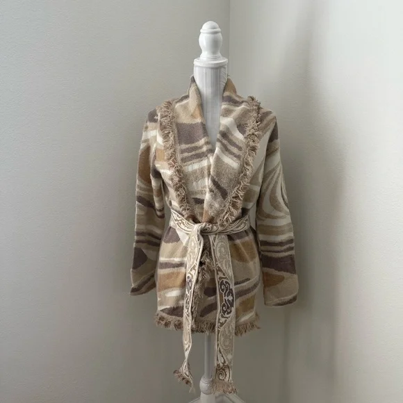 Cardigan with matching tote bag. NWT. M/L size. - Picture 4 of 9